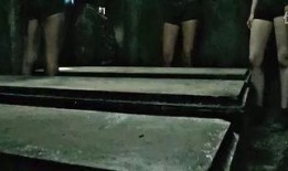 死亡地穴 在线观看